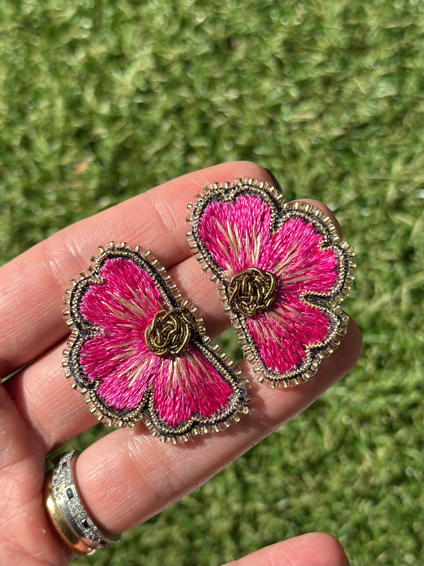 Aro Ricamo fucsia seda 01