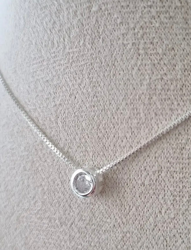 Collar Punto di Luce Plata