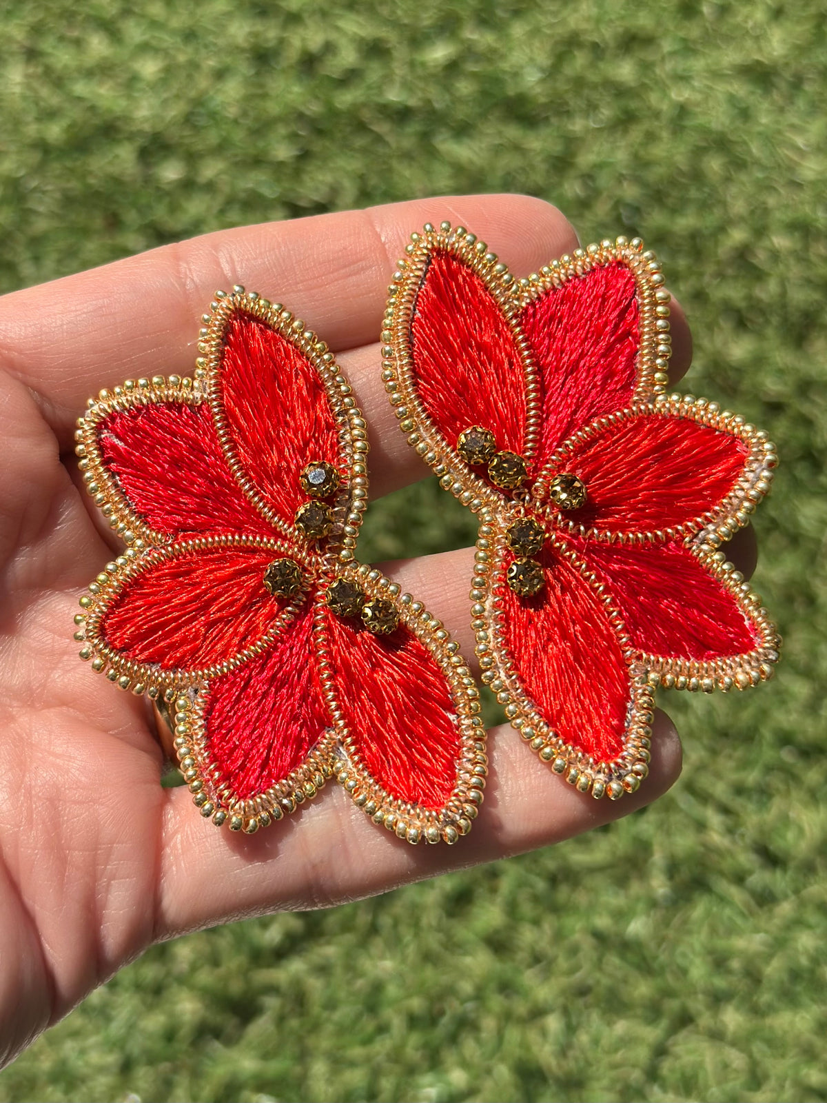 Aro Ricamo maxi flor roja