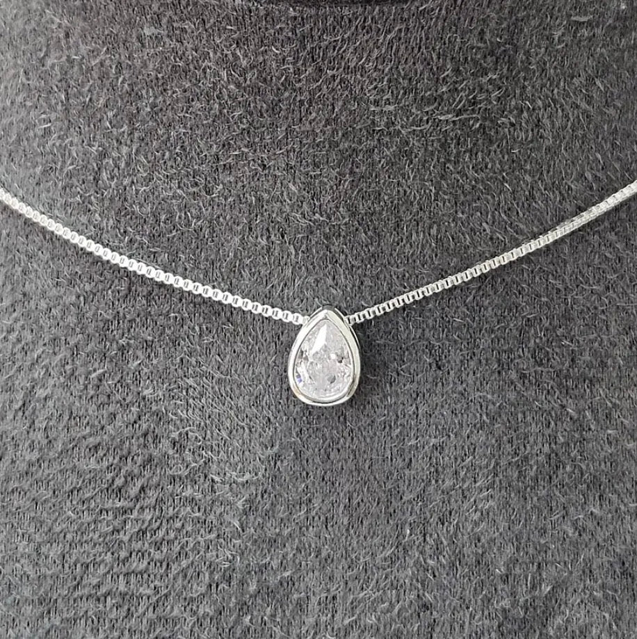 Collar Punto di Luce gota plata