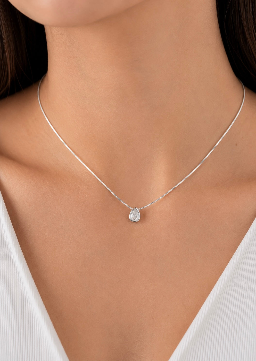 Collar Punto di Luce gota plata
