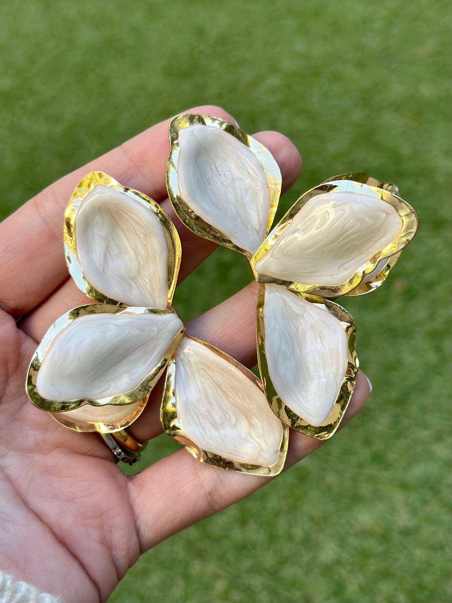 Aro Maxi Fiore smaltato crudo