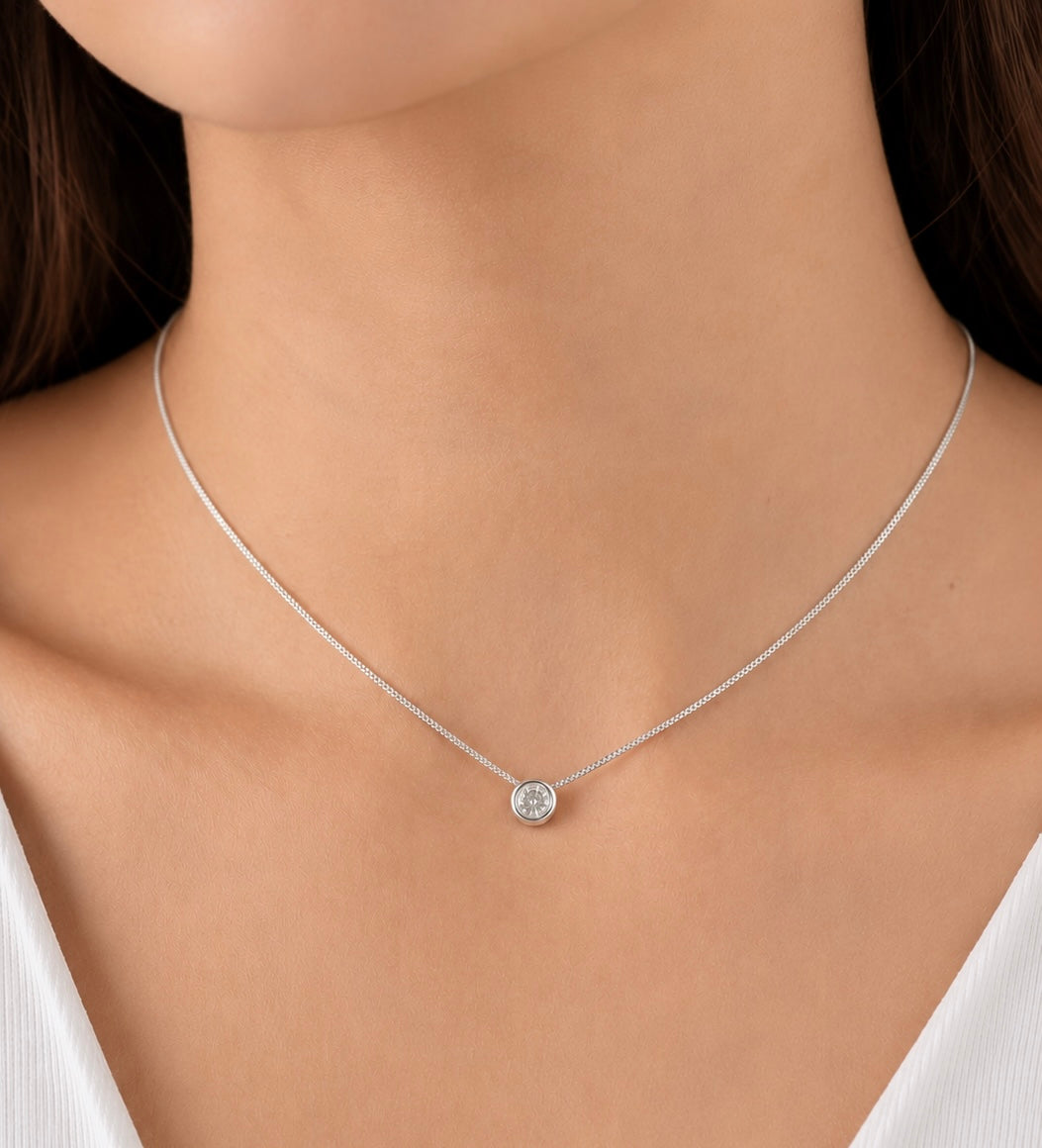 Collar Punto di Luce Plata