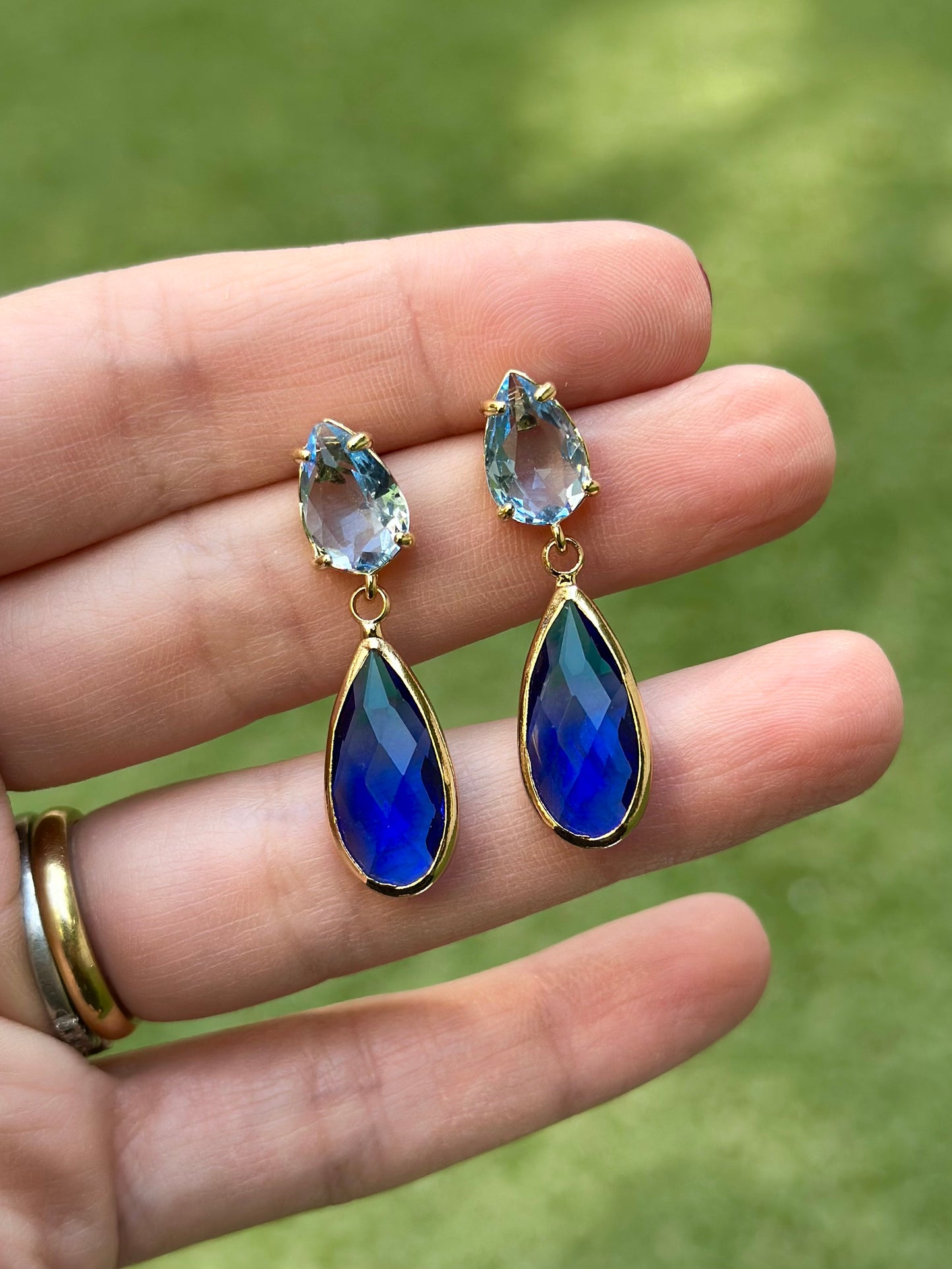 Aro Amira azul