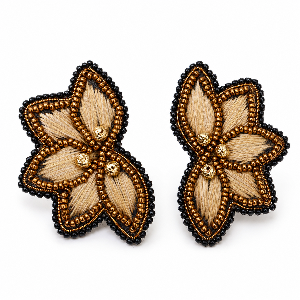 Aro Ricamo flor seda café (a pedido)